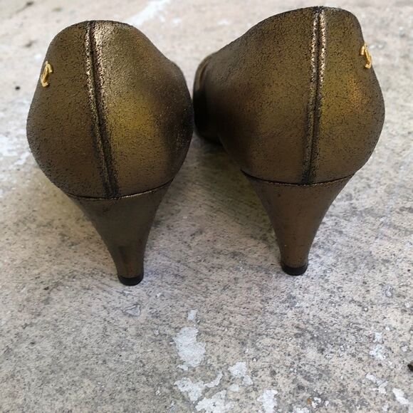 Chanel Heels  - Picture 4 of 8